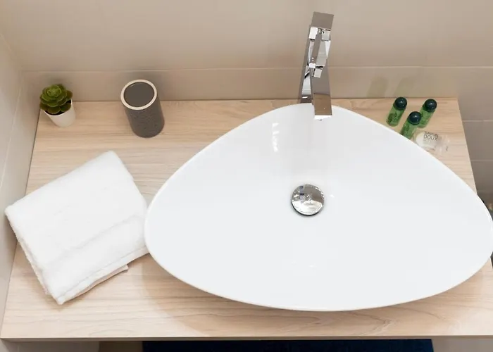 Apartment Night Modena